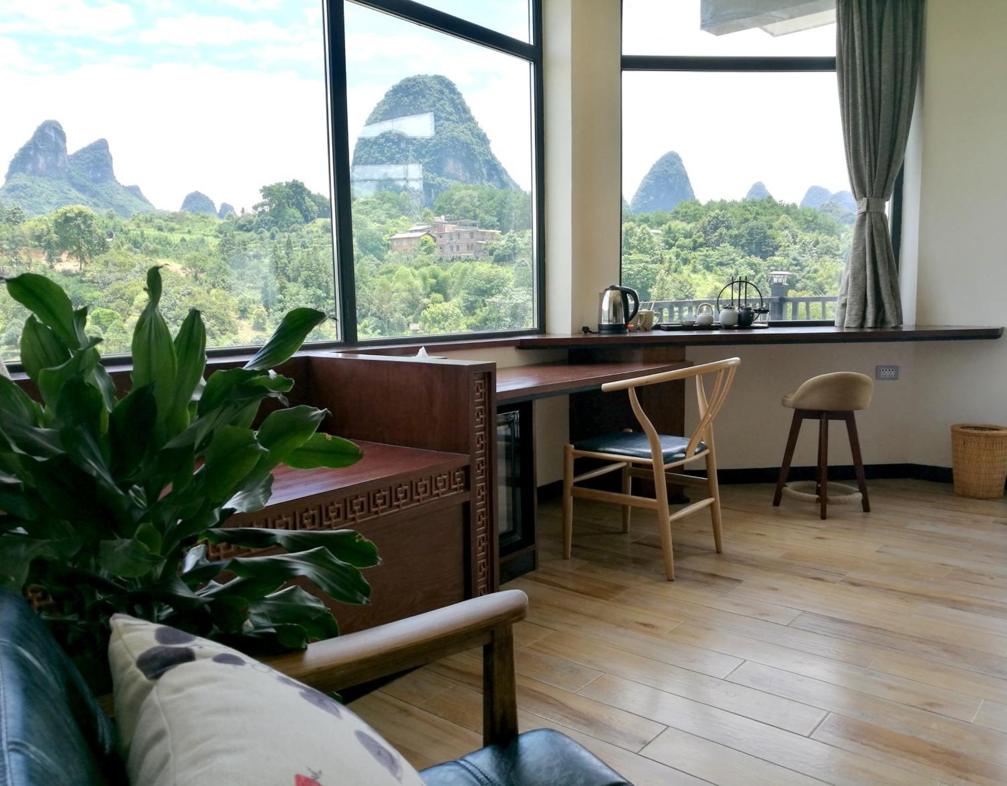 The Bamboo Leaf Yangshuo Hotel Room photo